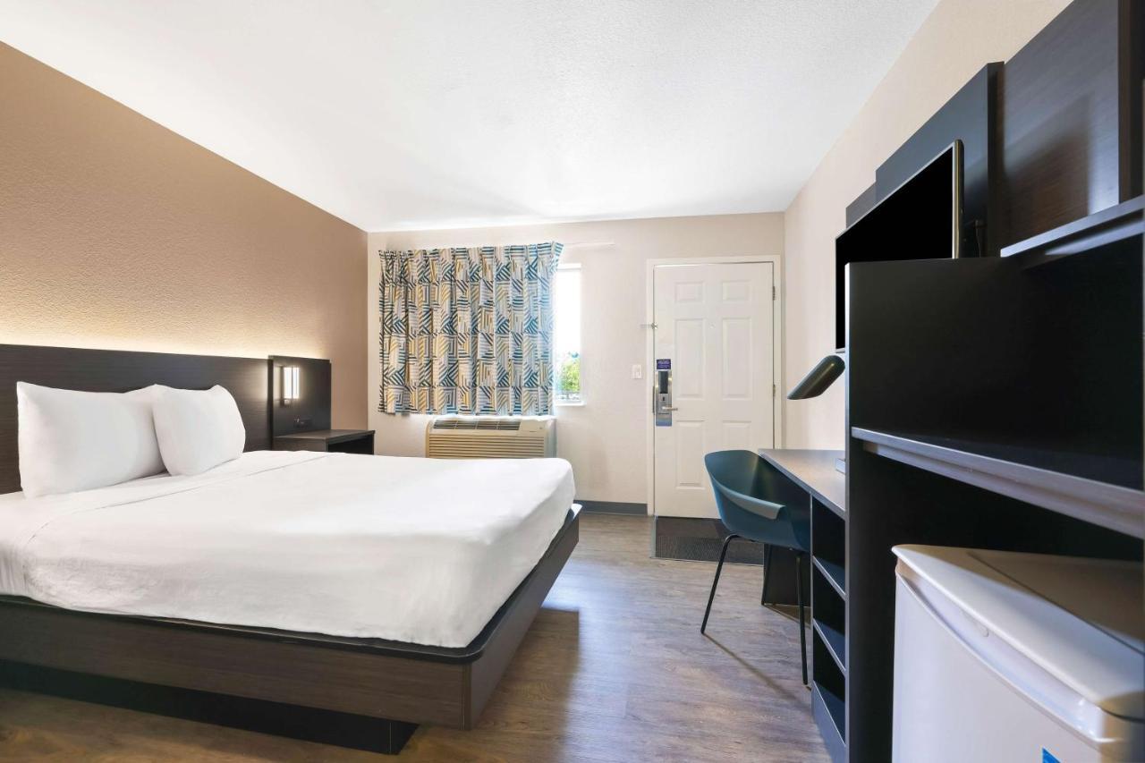 Motel 6-Kirkland, Wa - North Kirkland Eksteriør bilde