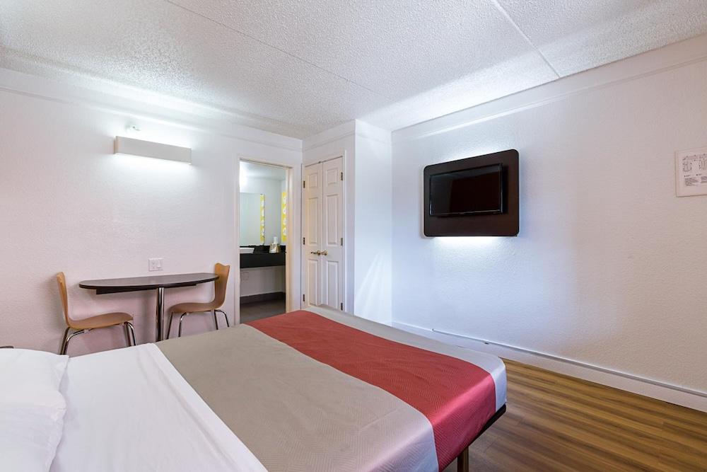 Motel 6-Kirkland, Wa - North Kirkland Eksteriør bilde